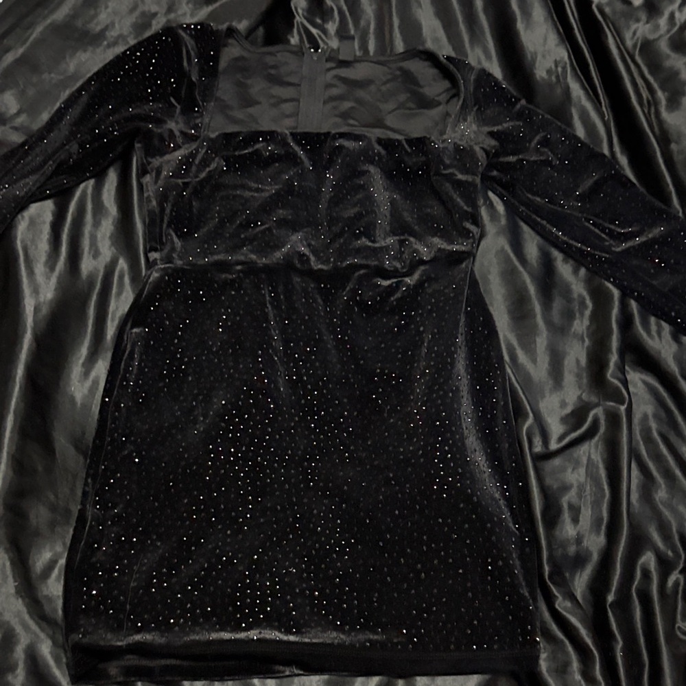 Windsor Black Sparkle Long Sleeve Dress